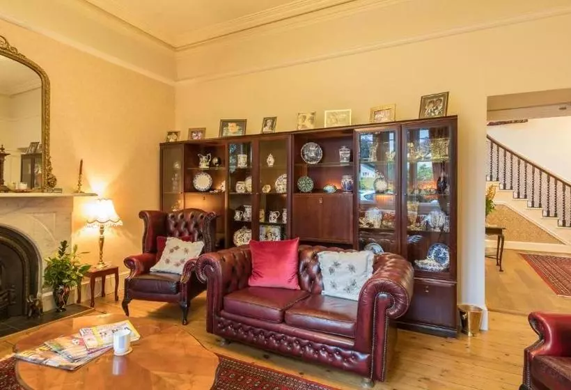 Aamiaismajoitus (B&B) Ashcroft Guest House