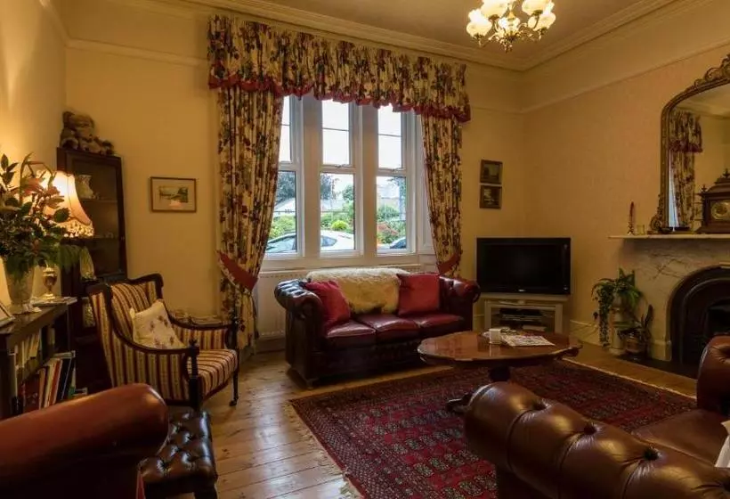 Aamiaismajoitus (B&B) Ashcroft Guest House