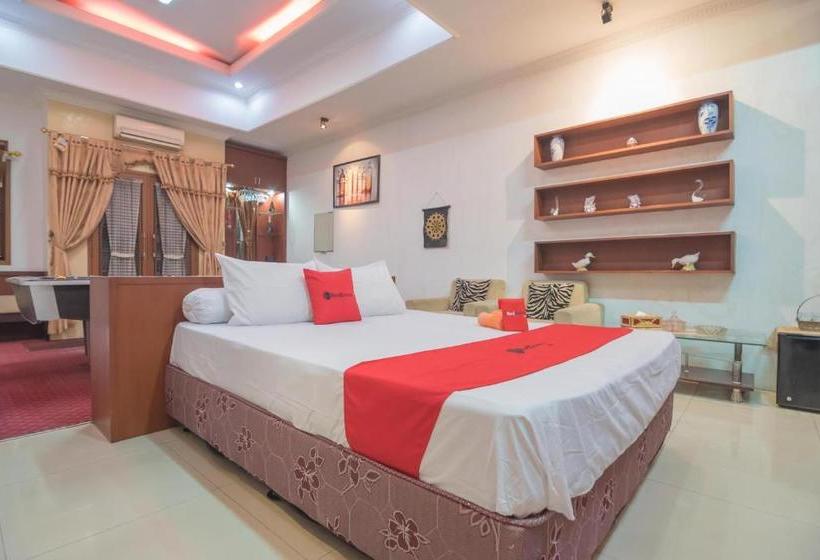 פנסיון Reddoorz Syariah Near Margahayu Raya