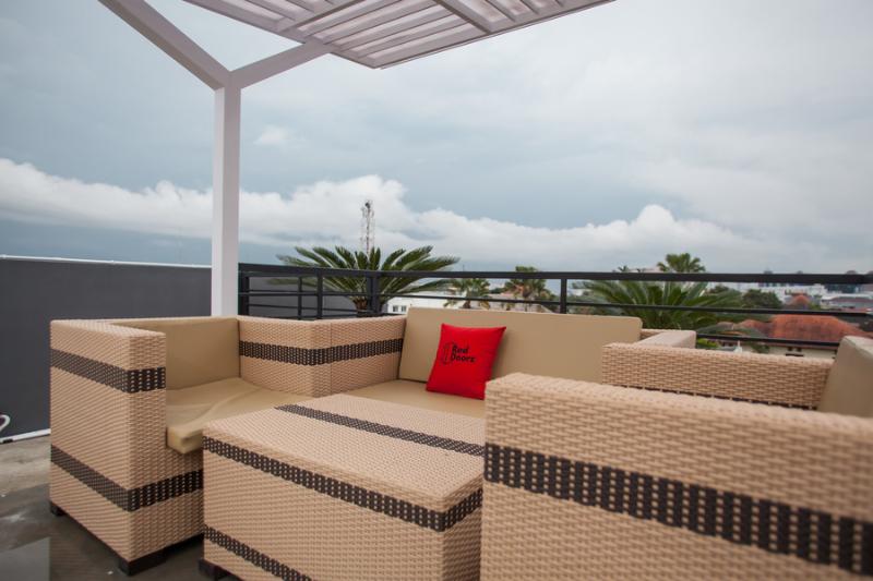 Pensionat Reddoorz Plus Near Politeknik Negeri Malang