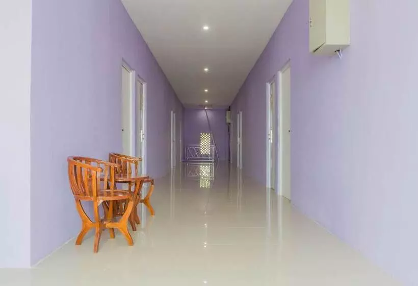 Majatalo Reddoorz Plus @ Tuparev Cirebon 2