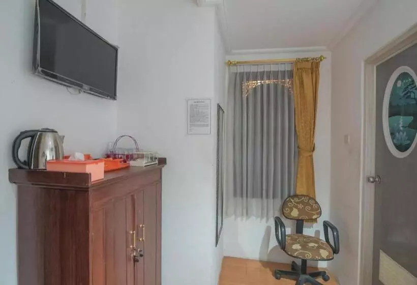 Majatalo Reddoorz Syariah Near Margahayu Raya