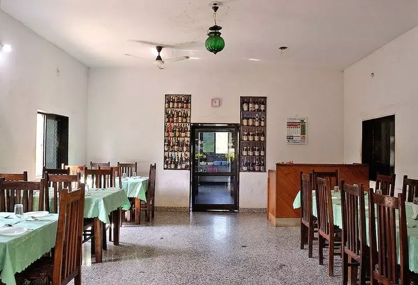 Sadanira Resort