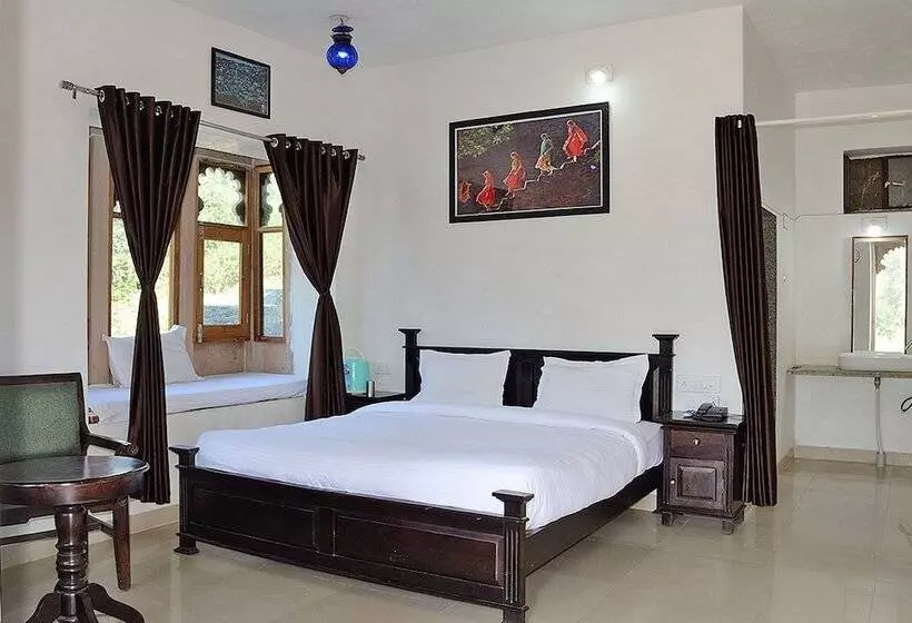 Sadanira Resort