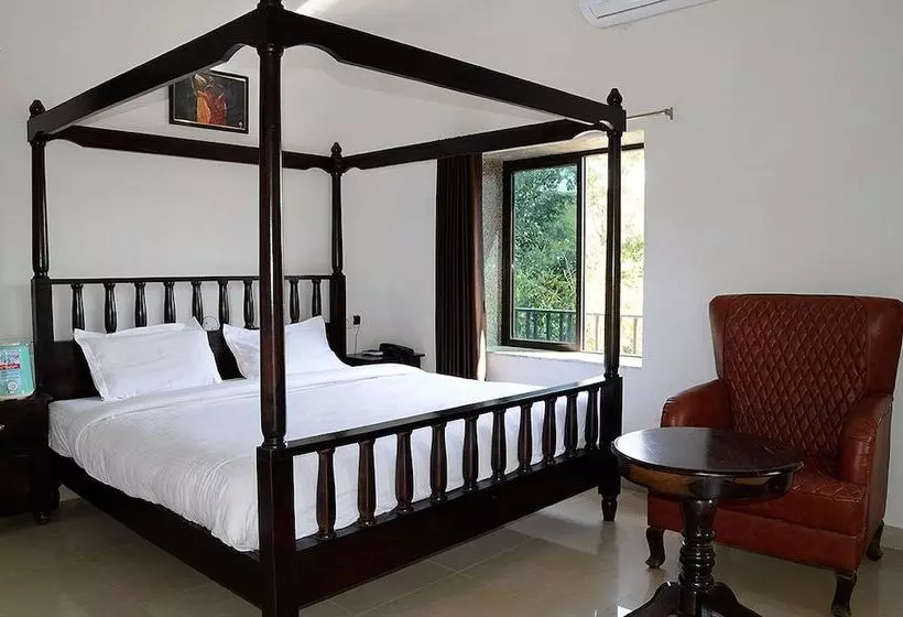 Sadanira Resort