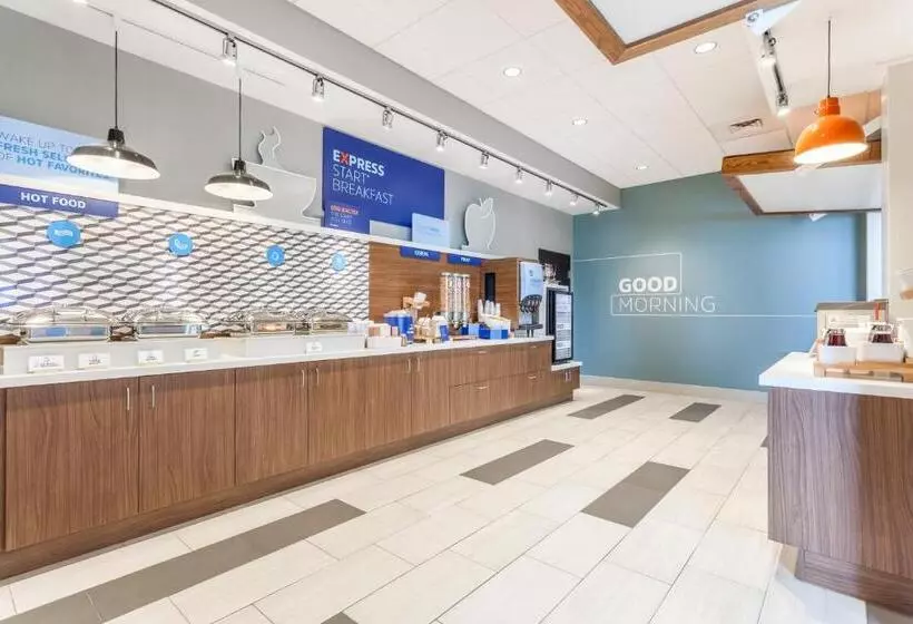 Hotelli Holiday Inn Express & Suites   Ottawa, An Ihg