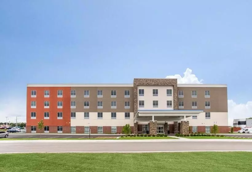 Hotelli Holiday Inn Express & Suites   Ottawa, An Ihg