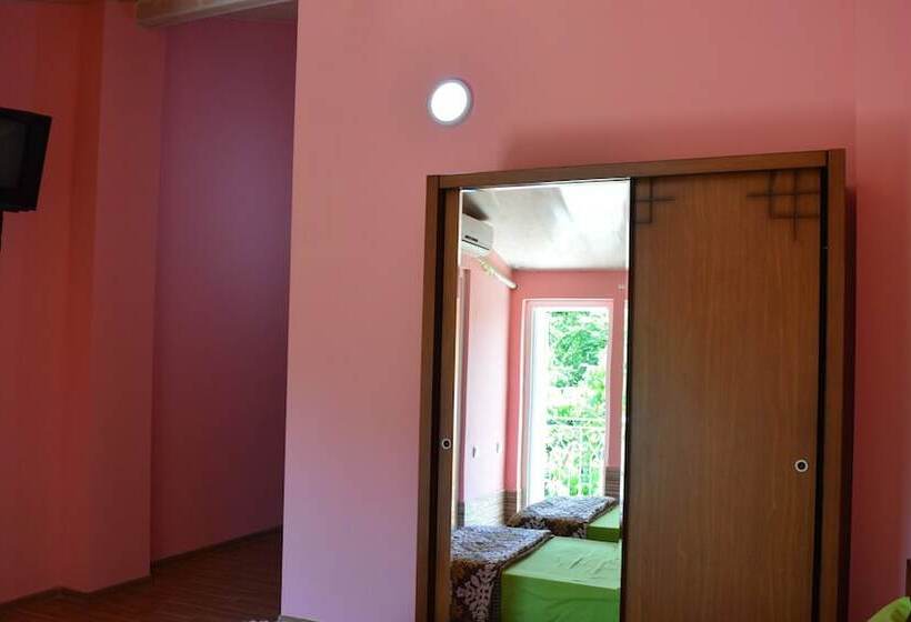 پانسیون Black Sea