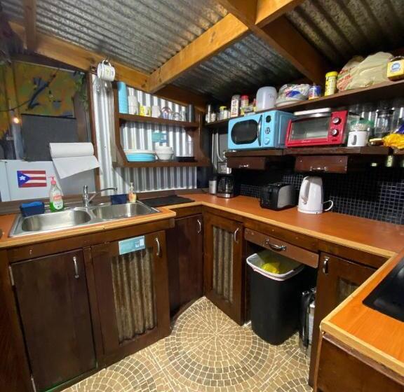 هاستل 1802 At San Juan