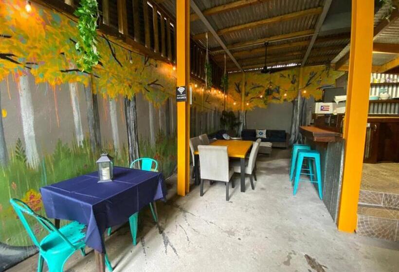 هاستل 1802 At San Juan