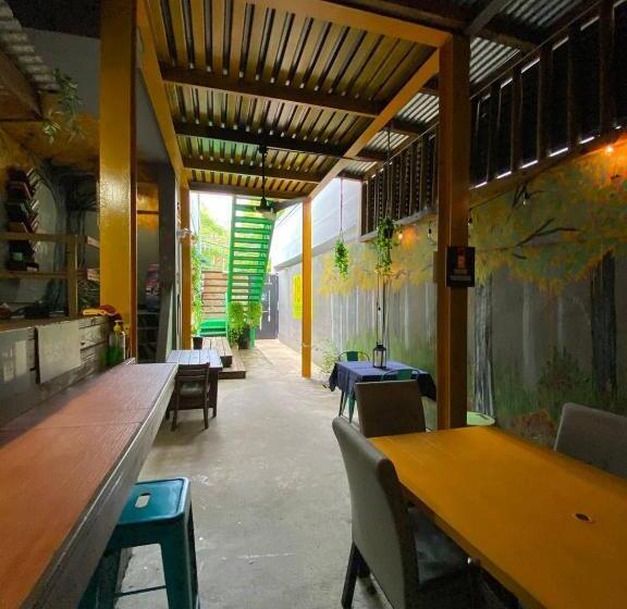 هاستل 1802 At San Juan