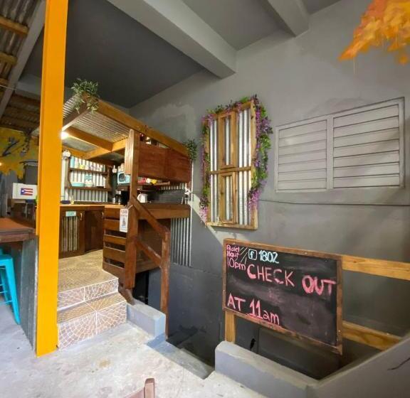 هاستل 1802 At San Juan