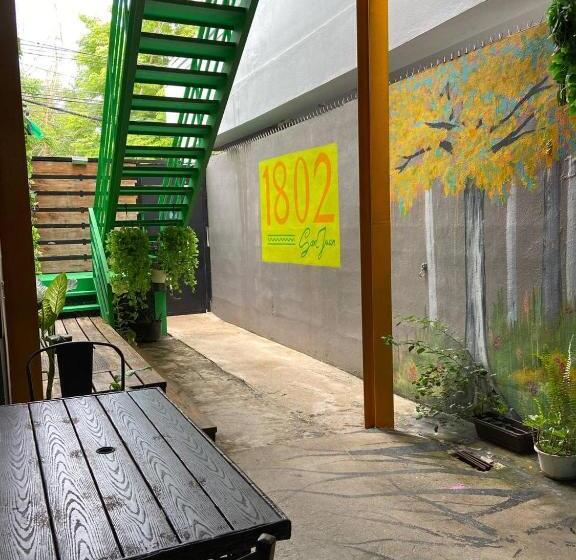 هاستل 1802 At San Juan