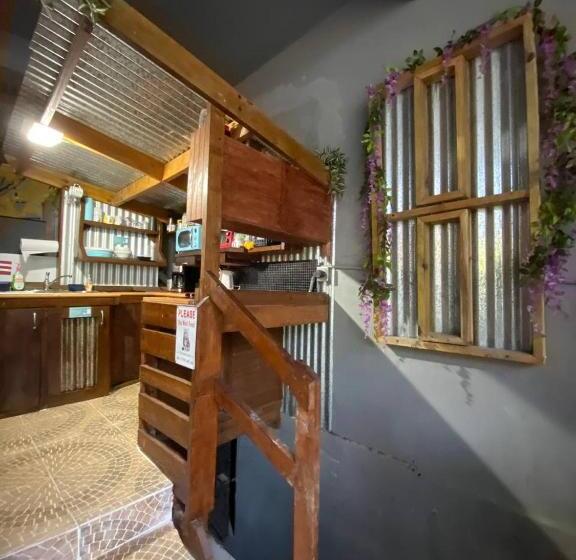 هاستل 1802 At San Juan