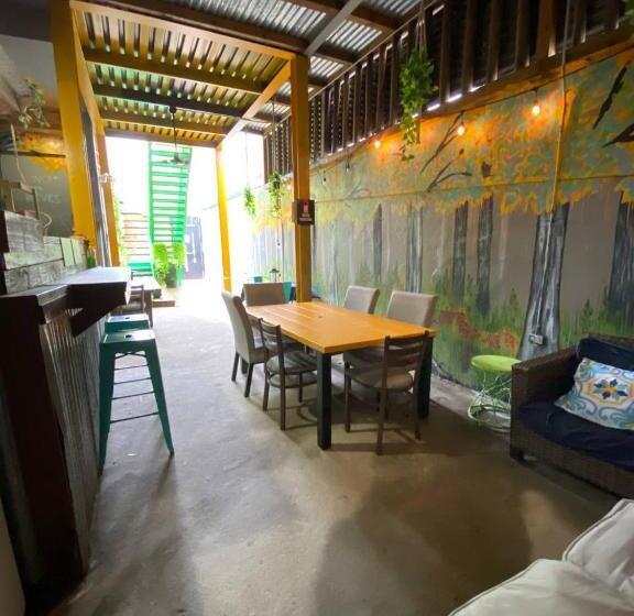 هاستل 1802 At San Juan