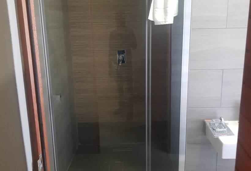 פנסיון Sagwadi