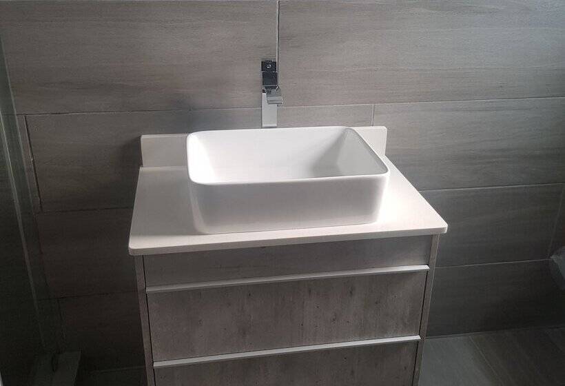 פנסיון Sagwadi