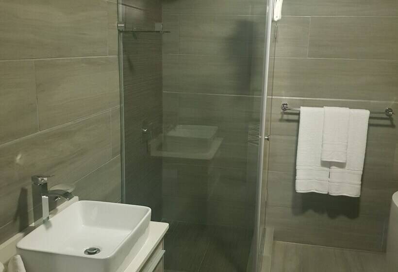 פנסיון Sagwadi