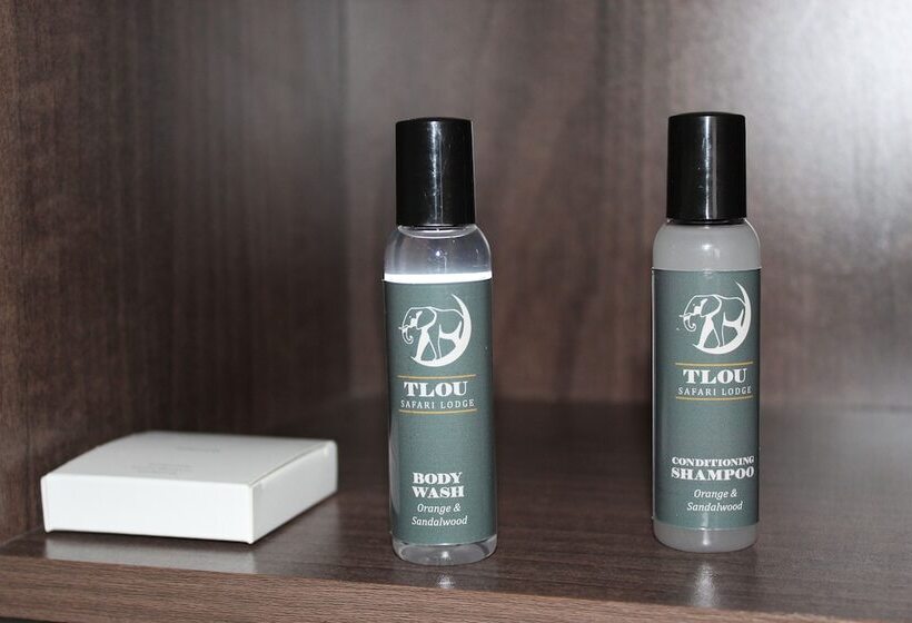 استراحتگاه Tlou Safari Lodge