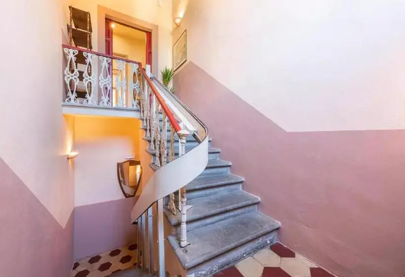 پانسیون La Torre Garbata