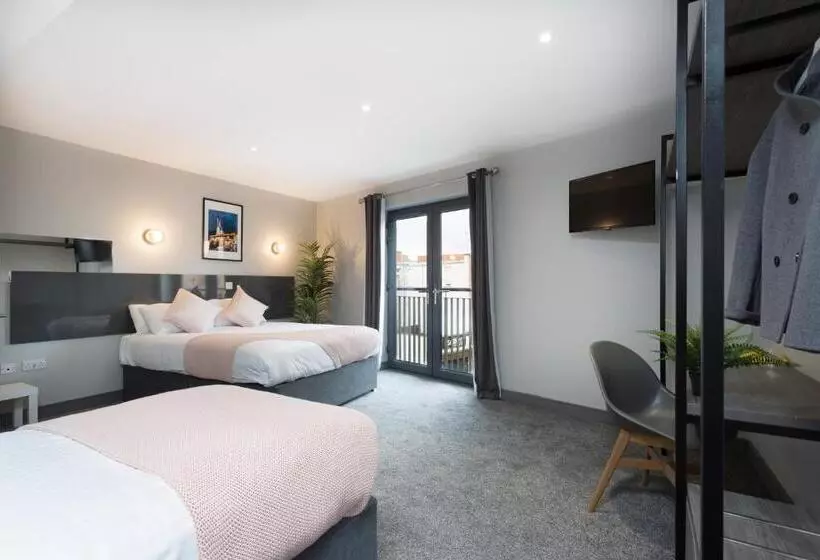 カプセルホテル Bank Square Town House