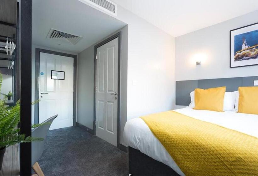 מלון כמוסות Bank Square Town House