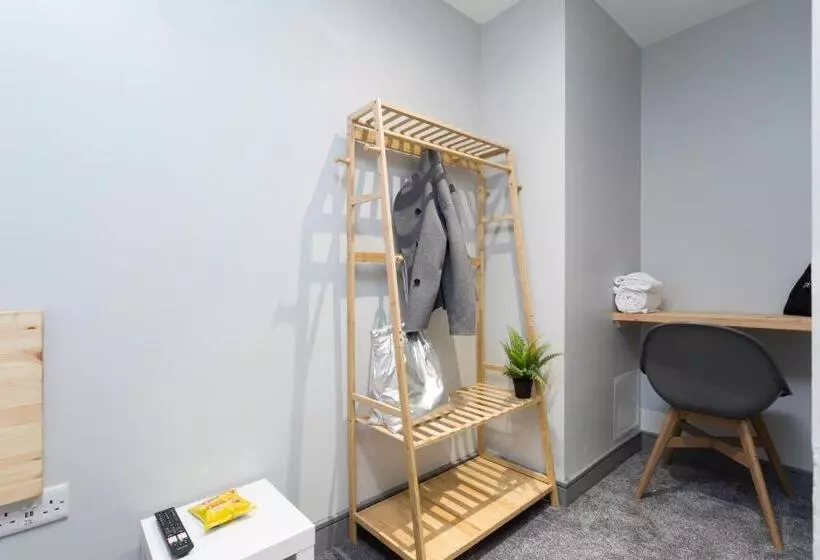 カプセルホテル Bank Square Town House