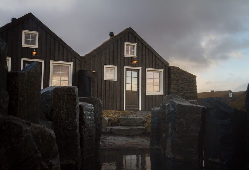 فندق Torfhús Retreat