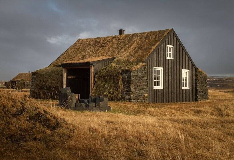 فندق Torfhús Retreat