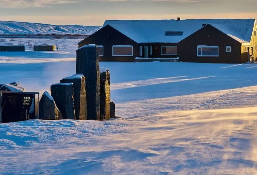 هتل Torfhús Retreat