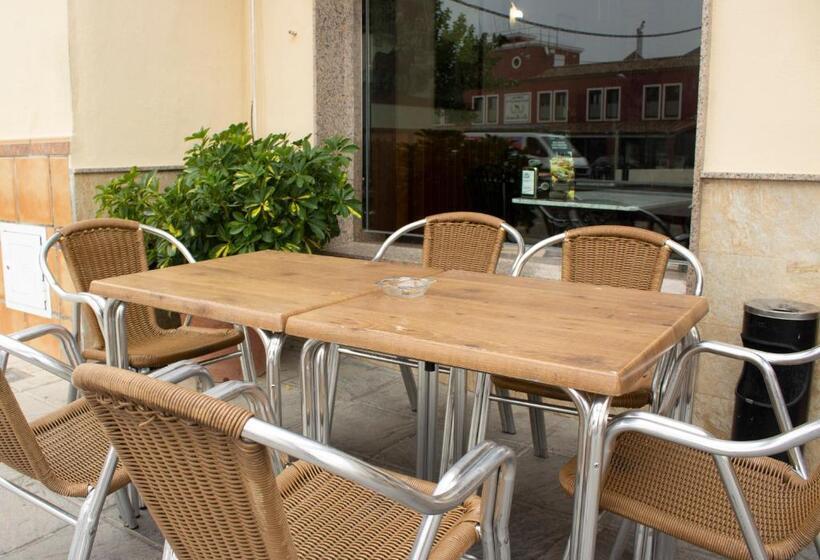 פנסיון Hostal Casa Jose