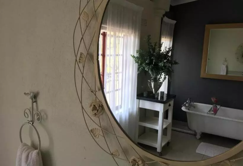 Aamiaismajoitus (B&B) Bishops Guesthouse