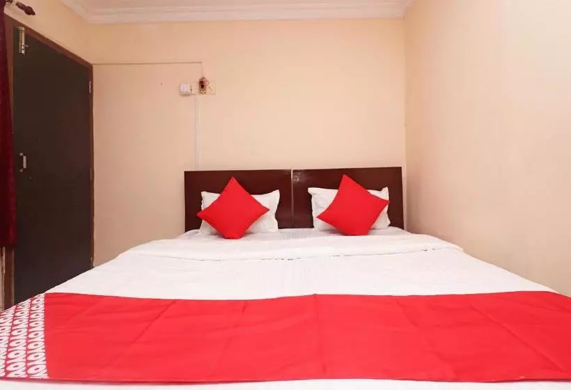 Oyo 30149 New Hotel Ashirbad