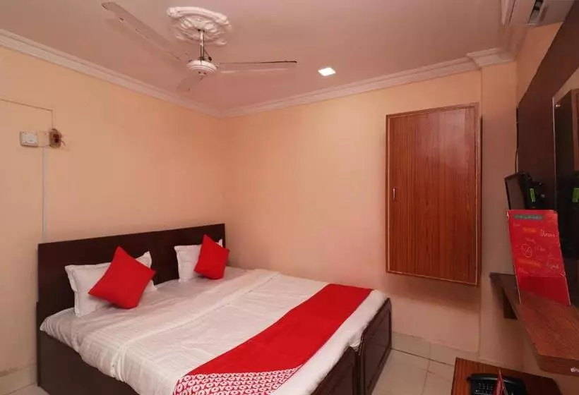 Oyo 30149 New Hotel Ashirbad