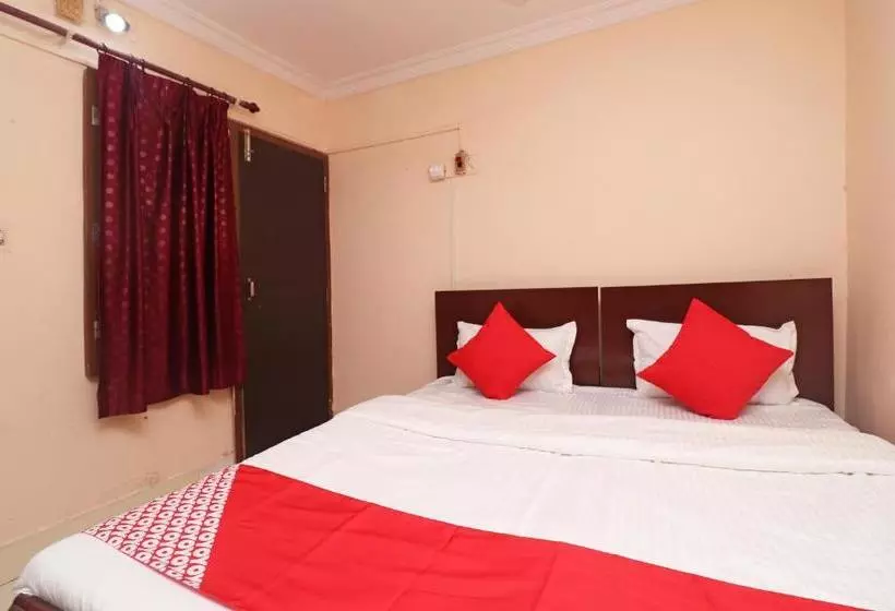 Oyo 30149 New Hotel Ashirbad