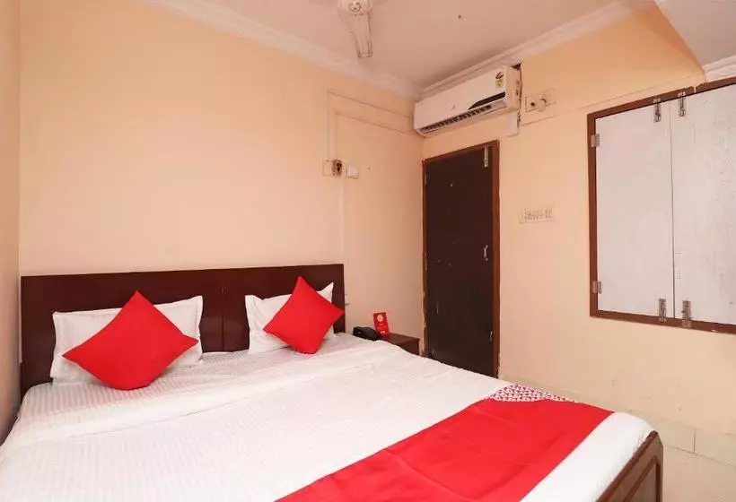 Oyo 30149 New Hotel Ashirbad
