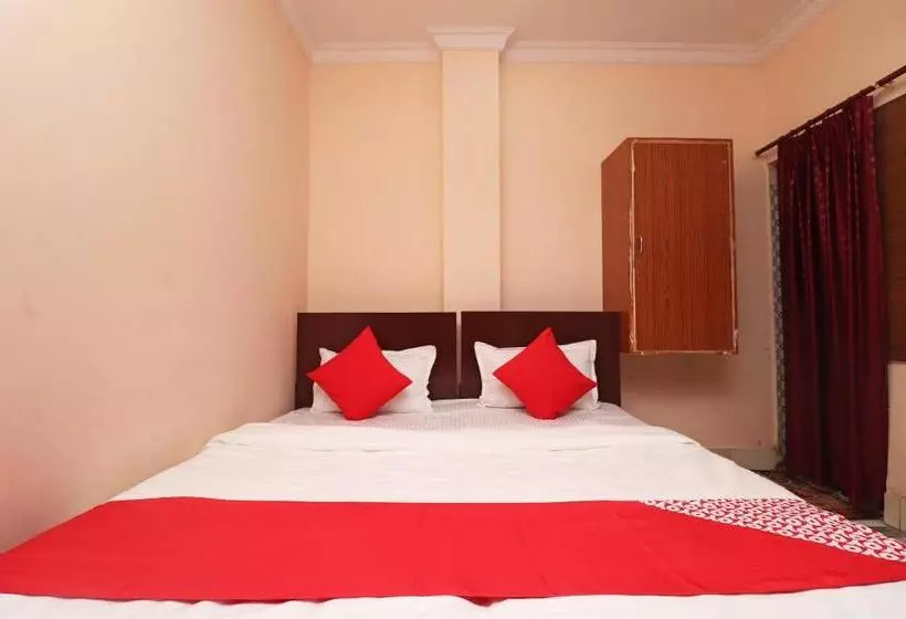 Oyo 30149 New Hotel Ashirbad