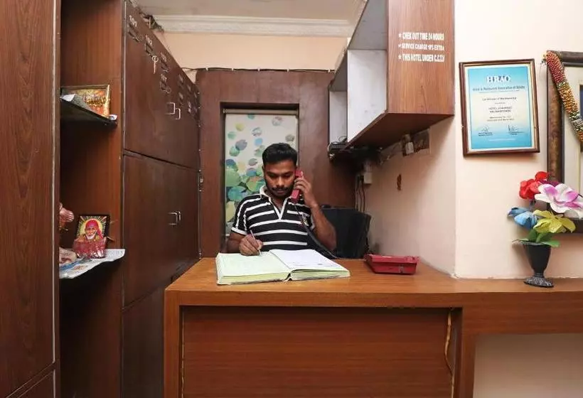Oyo 30149 New Hotel Ashirbad