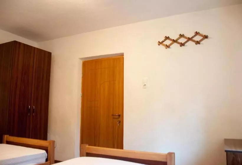 ペンション Aste Guesthouse