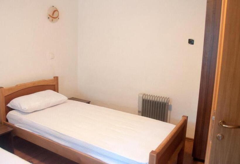 Пансион Aste Guesthouse