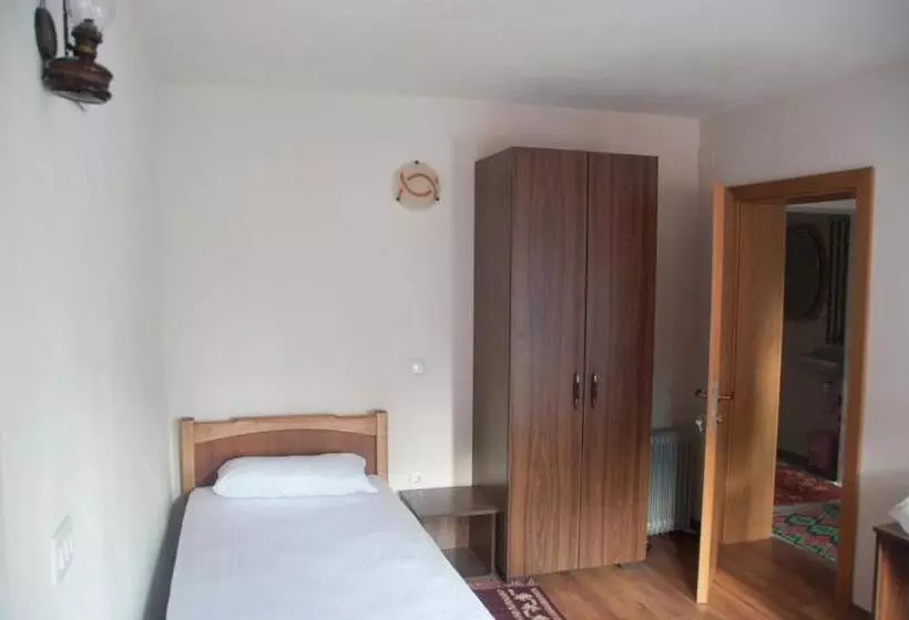 ペンション Aste Guesthouse