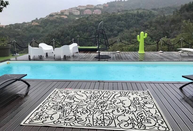 پانسیون Villa Colina