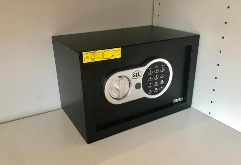 پانسیون Villa Colina