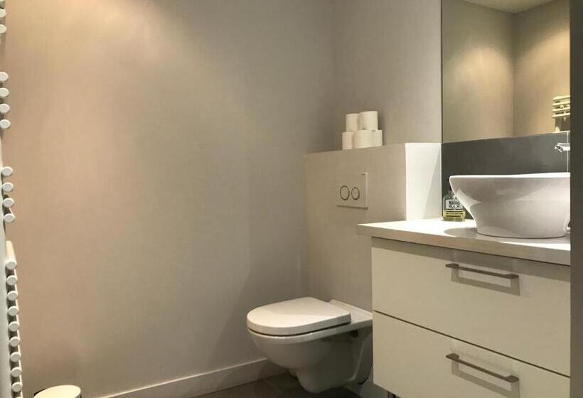 پانسیون Villa Colina