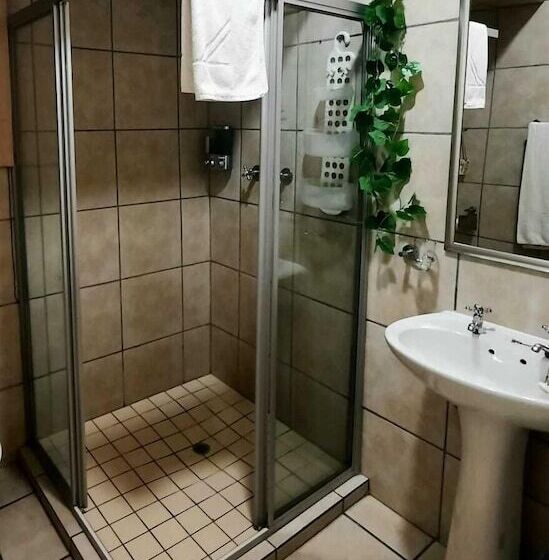 مبيت وإفطار Hadens Guesthouse