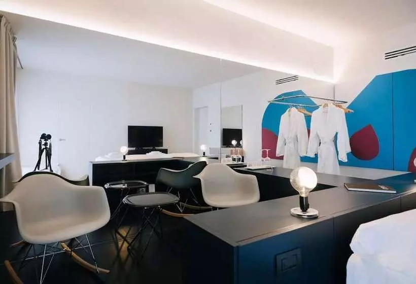 Aamiaismajoitus (B&B) Villa Curiel