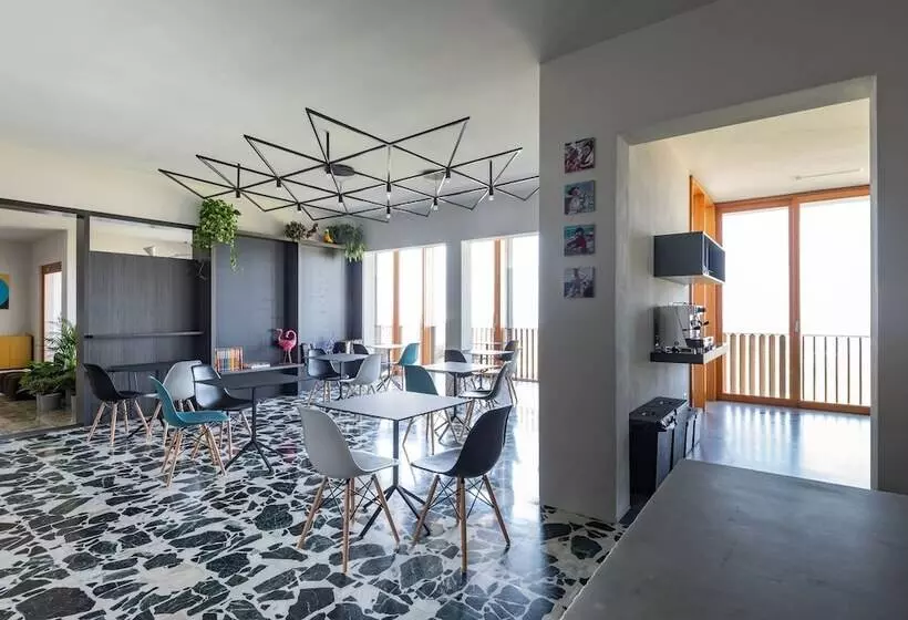 Aamiaismajoitus (B&B) Villa Curiel