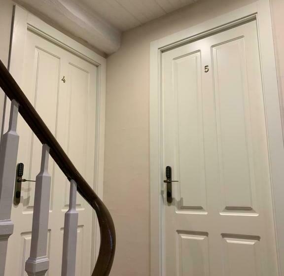 膳宿费 Casa Herreria