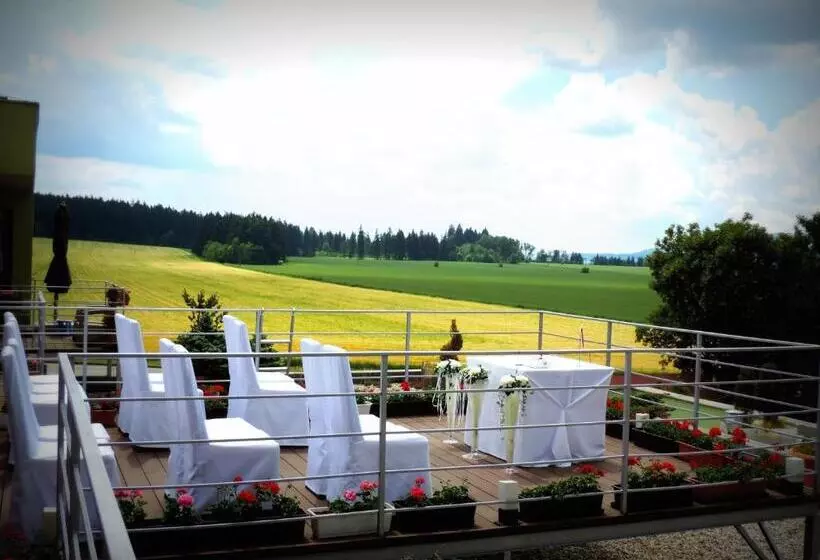 Villa Centrum Apartmány S Raňajkami A Saunou