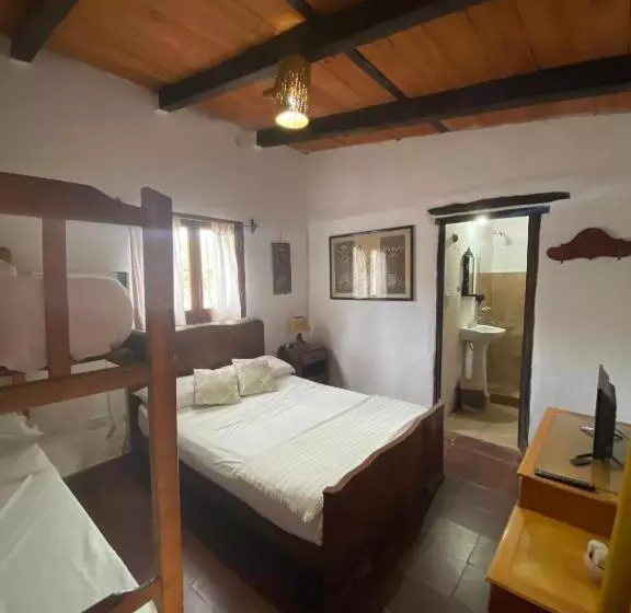ユースホステル Hostal Tierra Andina Cafayate